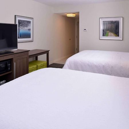 Hampton Inn & Suites Albany-East Greenbush, Ny מראה חיצוני תמונה